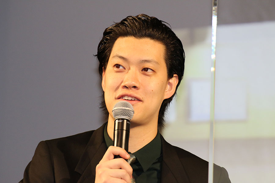 競馬予想・芸能人としても人気！霜降り明星・粗品の稼ぎ口は？年収も調査