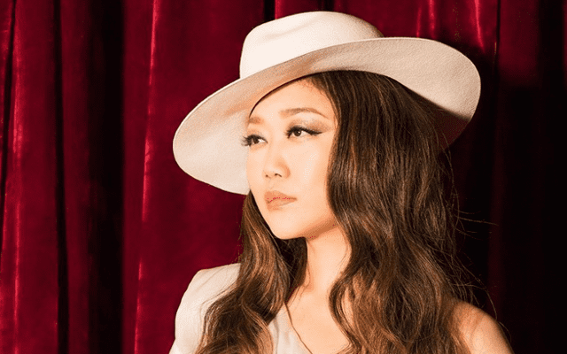 JUJUの年齢は非公開って本当？本名や結婚歴などプロフィールを調査！